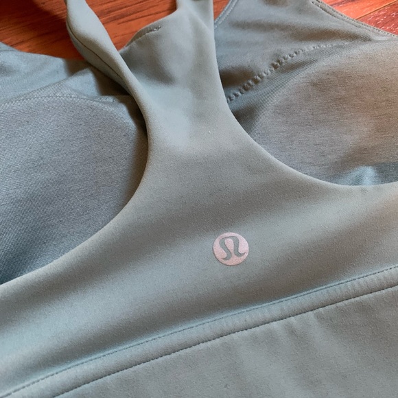 Lululemon Wunder Train Longline Bra sz 8 - Picture 3 of 3